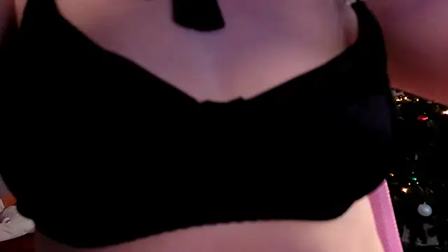 Snapshot of MilenaSaint chatting on 7, 1, 2025 MilenaSaint online show from 7, 1, 2025