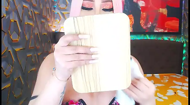 Snapshot of KylieMaxwellCaulfield_TS chatting on 14, 1, 2025 KylieMaxwellCaulfield TS online show from 14, 1, 2025