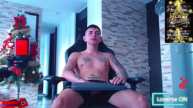 Snapshot of Lobito_xxxl chatting on 17, 12, 2025 Lobito xxxl online show from 17, 12, 2025