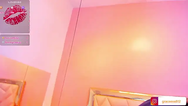 Snapshot of Eva_Grace_ chatting on 20, 10, 2025 Eva Grace online show from 20, 10, 2025