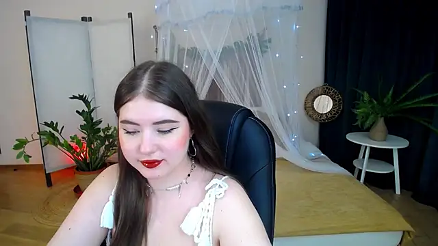 NicoleFoxery online show from 4, 2, 2025