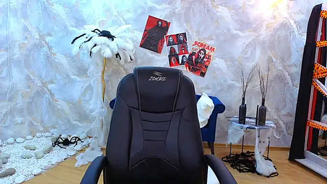 NicoleFoxery online show from 8, 11, 2025