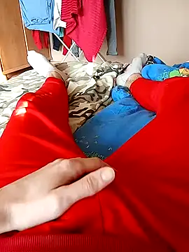 MlodyDres online show from 5, 2, 2025