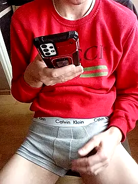 MlodyDres online show from 28, 2, 2025