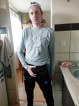 MlodyDres online show from 16, 10, 2025