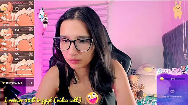 Snapshot of Luniverse chatting on 20, 1, 2025 Luniverse online show from 20, 1, 2025