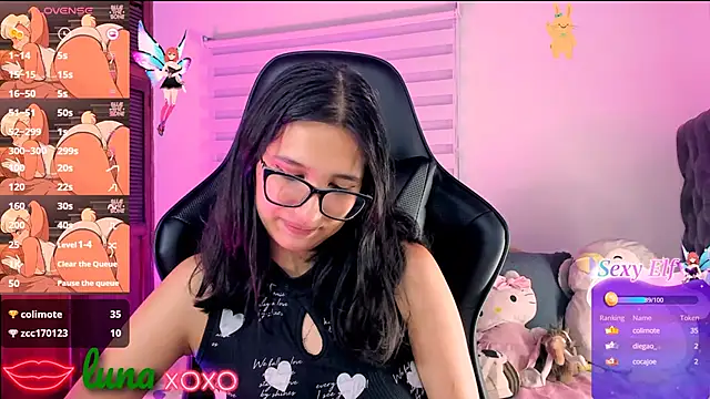 Snapshot of Luniverse chatting on 5, 2, 2025 Luniverse online show from 5, 2, 2025