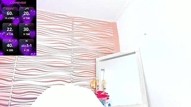 mia pineda online show from 1, 2, 2025