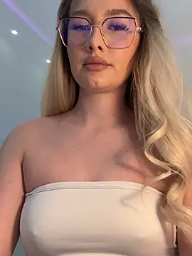 mollyxxx online show from 14, 3, 2026