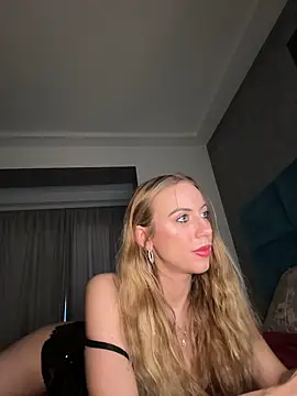 Snapshot of RockQueen_A chatting on 21, 1, 2025 RockQueen A online show from 21, 1, 2025
