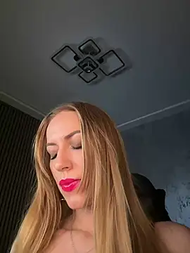 Snapshot of RockQueen_A chatting on 31, 1, 2025 RockQueen A online show from 31, 1, 2025