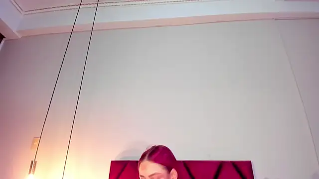 Snapshot of JupiteFox chatting on 28, 10, 2025 JupiteFox online show from 28, 10, 2025