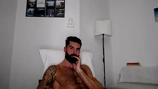 Verycutex online show from 12, 10, 2025