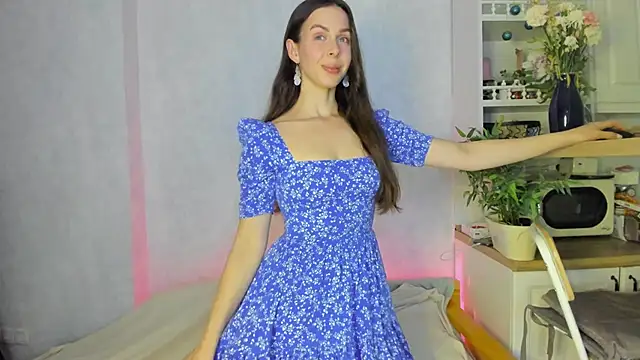 Teresa Hardly online show from 16, 11, 2025