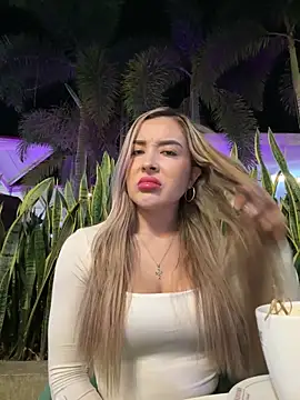 Snapshot of Alexa_seexy1 chatting on 4, 5, 2026 Alexa seexy1 online show from 4, 5, 2026