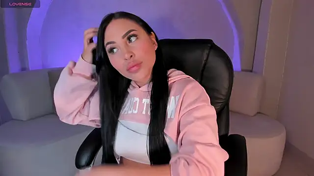 MiaRoberts1 online show from 14, 4, 2026