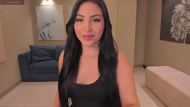 Snapshot of MiaRoberts1 chatting on 8, 5, 2026 MiaRoberts1 online show from 8, 5, 2026