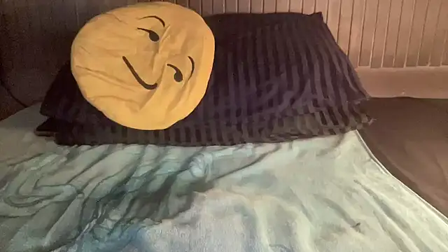 Snapshot of arab_cumshot chatting on 14, 12, 2025 arab cumshot online show from 14, 12, 2025