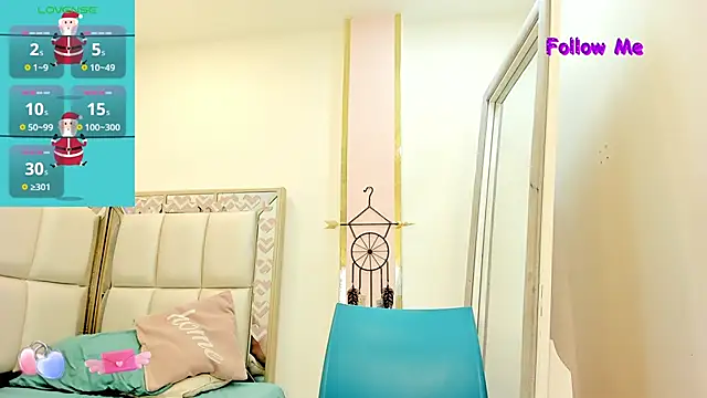 Oriana Davis1 online show from 11, 12, 2024