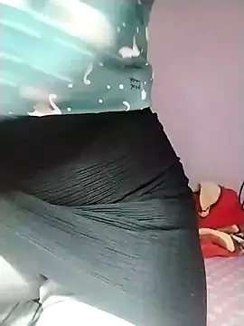 Snapshot of loveyou246 chatting on 22, 1, 2025 loveyou246 online show from 22, 1, 2025