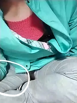 Snapshot of loveyou246 chatting on 24, 1, 2025 loveyou246 online show from 24, 1, 2025