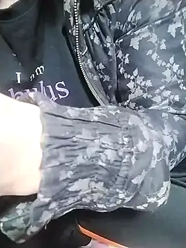 Snapshot of loveyou246 chatting on 5, 2, 2025 loveyou246 online show from 5, 2, 2025