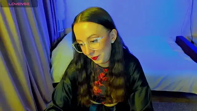 CurlySteph online show from 30, 4, 2026