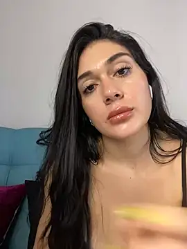 Snapshot of LaanaCooper chatting on 3, 3, 2025 LaanaCooper online show from 3, 3, 2025