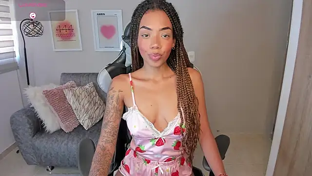 Snapshot of ashley_23_ chatting on 19, 12, 2025 ashley 23 online show from 19, 12, 2025