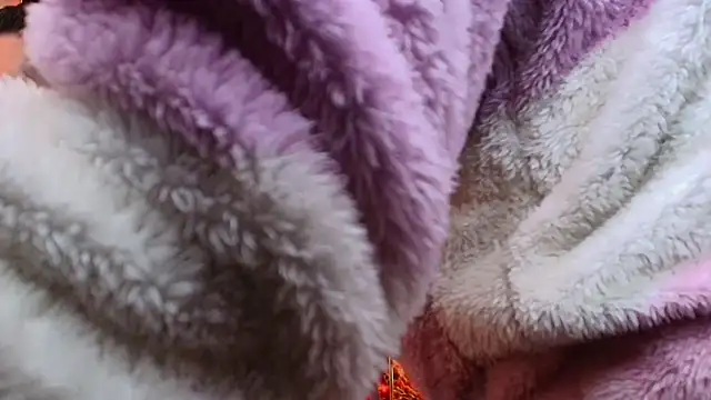 boy n girl online show from 12, 9, 2025