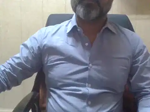 Snapshot of hairymaster95 chatting on 2, 12, 2024 hairymaster95 online show from 2, 12, 2024