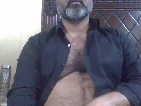 Snapshot of hairymaster95 chatting on 21, 12, 2024 hairymaster95 online show from 21, 12, 2024