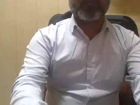 Snapshot of hairymaster95 chatting on 17, 2, 2025 hairymaster95 online show from 17, 2, 2025