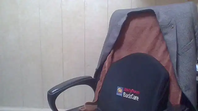 Snapshot of hairymaster95 chatting on 24, 2, 2025 hairymaster95 online show from 24, 2, 2025