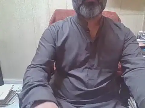 Snapshot of hairymaster95 chatting on 12, 9, 2025 hairymaster95 online show from 12, 9, 2025