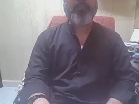 Snapshot of hairymaster95 chatting on 3, 10, 2025 hairymaster95 online show from 3, 10, 2025
