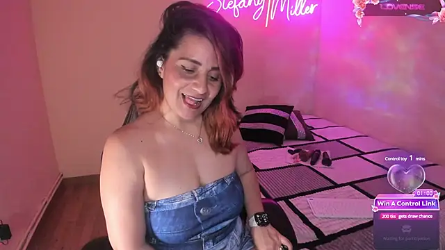 stefany miller77 online show from 14, 2, 2025