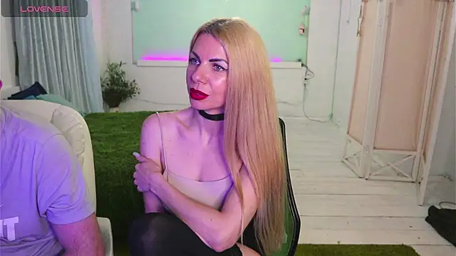 Snapshot of AlisaAleksandr chatting on 30, 4, 2026 AlisaAleksandr online show from 30, 4, 2026