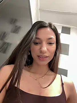  MiaQueen  online show from 2, 4, 2026