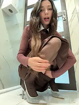  MiaQueen  online show from 24, 4, 2026