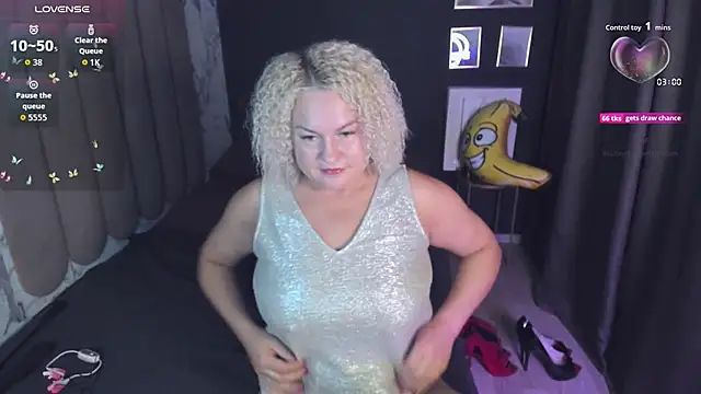 YolandaKiss online show from 16, 9, 2025