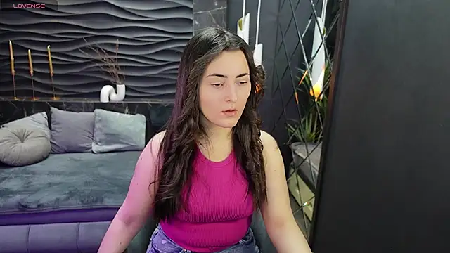 KylieMellow online show from 15, 2, 2025