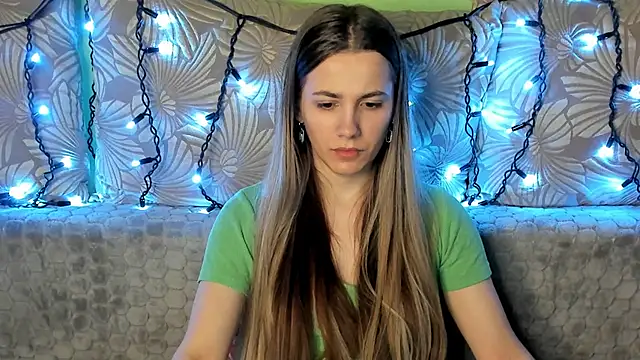 MaggieCake online show from 9, 2, 2025