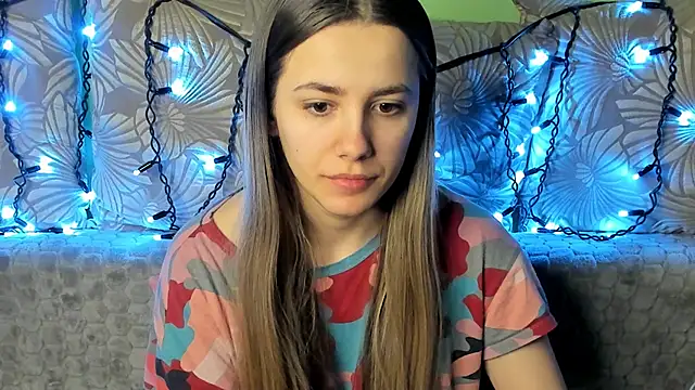 MaggieCake online show from 21, 2, 2025