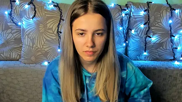 MaggieCake online show from 28, 10, 2025