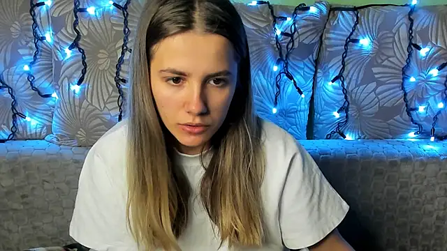 MaggieCake online show from 13, 11, 2025