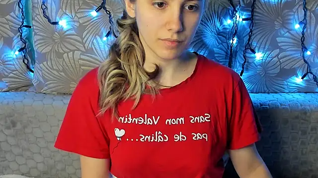 MaggieCake online show from 3, 3, 2026