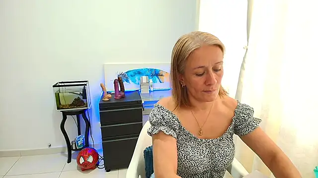 Naty Stone online show from 16, 10, 2025