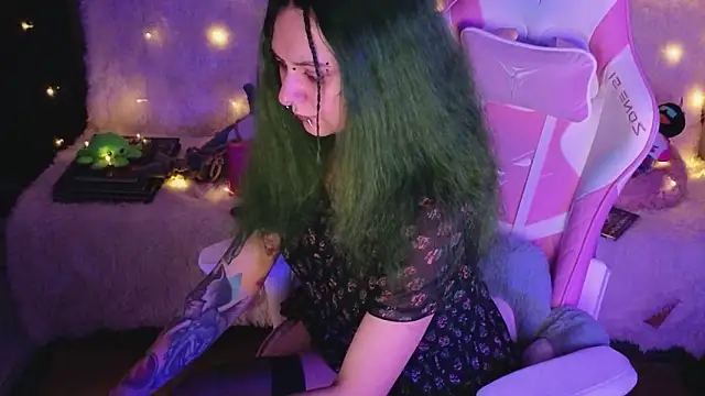 Ginger Stay online show from 19, 2, 2026