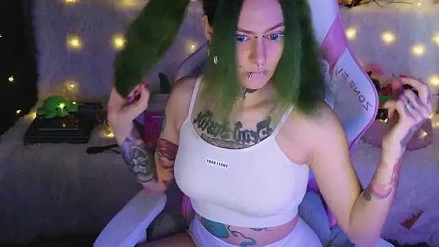 Ginger Stay online show from 3, 3, 2026